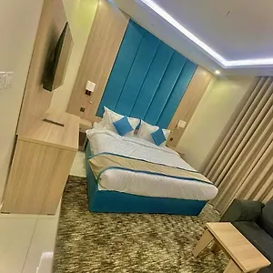 جود المدينة للإجنحة الفاخرة Jood Al Madina Luxury 4* المدينة المنورة