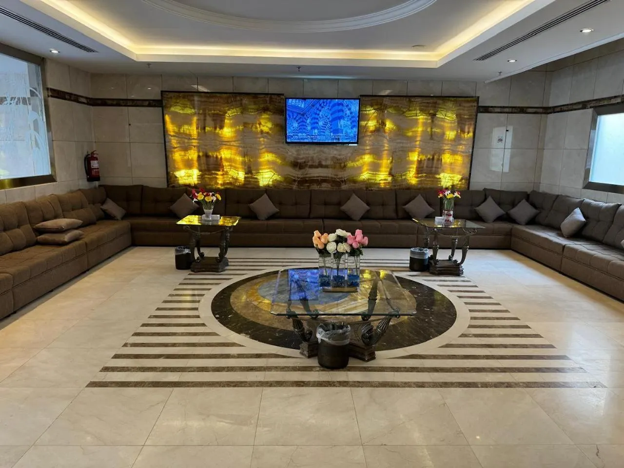 فندق قصر العطلات Qaser Alotlat Hotel Мекка
