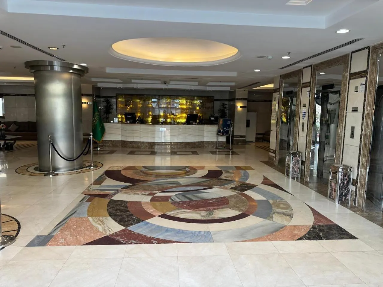 فندق قصر العطلات Qaser Alotlat Hotel Мекка