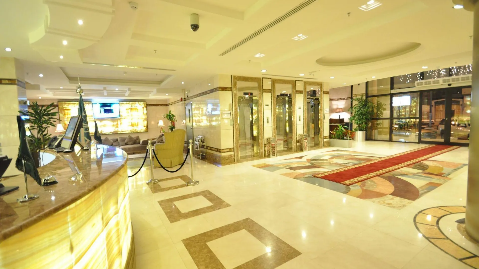 **  فندق قصر العطلات Qaser Alotlat Hotel Мекка Саудовская Аравия
