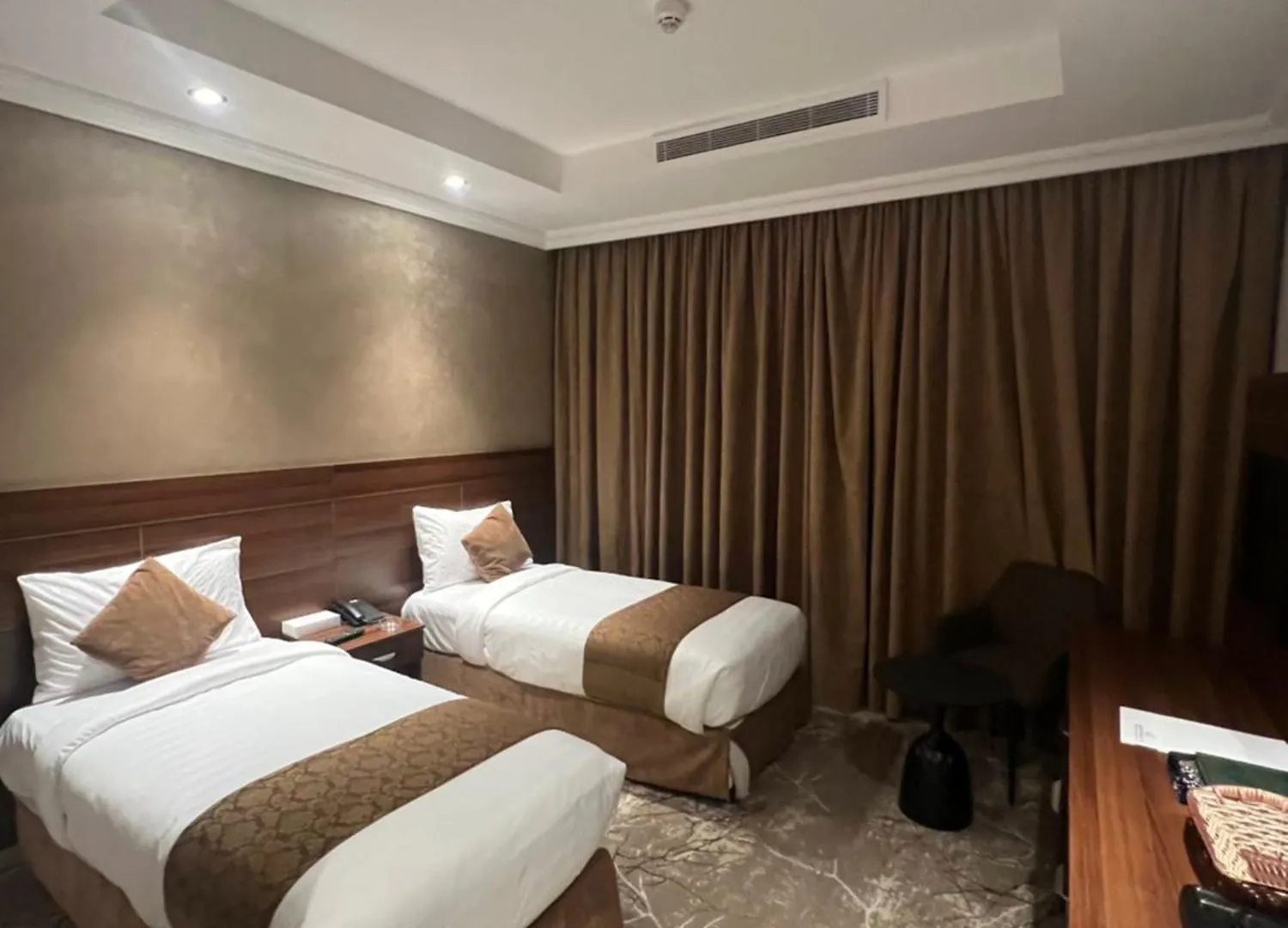 **  فندق قصر العطلات Qaser Alotlat Hotel 메카 사우디 아라비아